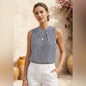 Banana Republic Navy White Striped Sleeveless Blouse S NWOT Pleated Neck preppy
